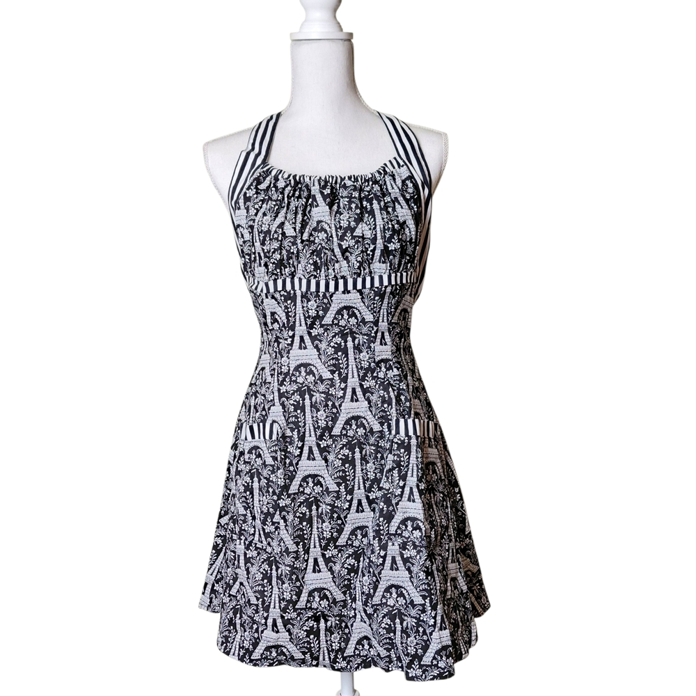 Heavenly Hostess Black & White Apron Paris Eiffel Tower Print W/2 Pockets NWT